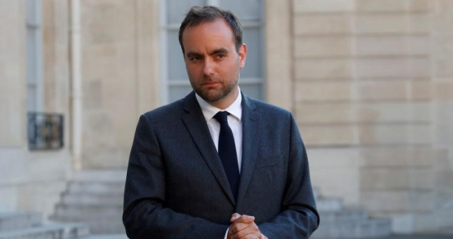 Macron nomina Lecornu nuovo primo ministro