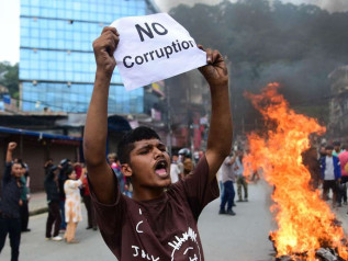 Caos in Nepal