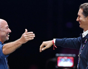 Bezos: “L’IA è una bolla, ma cambierà il mondo”