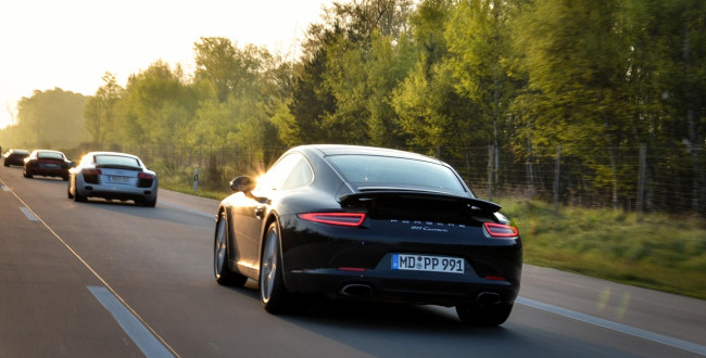 Porsche in crisi nera: quasi un miliardo di perdite nel trimestre