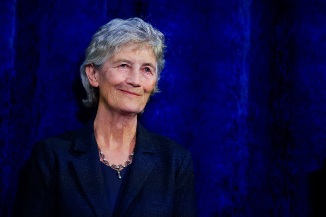 Chi è Catherine Connolly, la presidente che sfida Nato, Usa e il riarmo