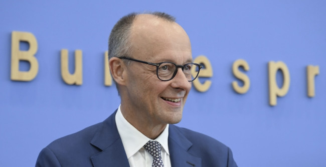 Aumenta il salario minimo: 14,60 euro l’ora dal 2027