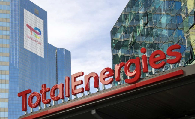 Il gas europeo parla francese (e la denuncia per crimini di guerra)