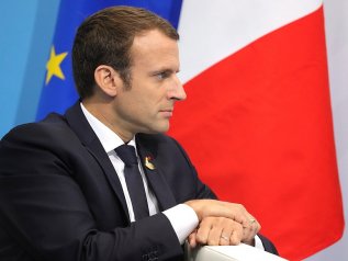 Declino di un leader? Macron si assume la responsabilità del "Benallagate"