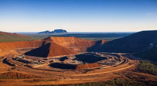 Una miniera di ferro gigante potrebbe portare ricchezza o rovina alla Guine