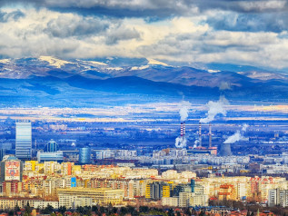 L’Eurozona si allarga: entra la Bulgaria e Sofia dice addio al lev