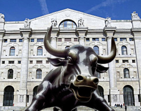 Ma quella di Milano è una borsa o una borsetta?