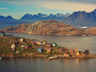 Groenlandia, la mossa di Washington: accordo con gli Usa senza la Danimarca