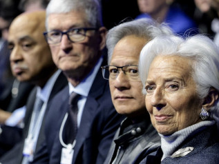 A Davos scende il gelo transatlantico: Lagarde lascia la cena con gli Usa