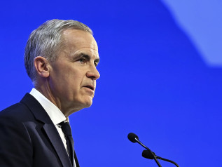 Fine dell’ordine globale, Carney lancia l’allarme: “Se non siamo al tavolo,