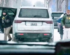 Minneapolis, agenti ICE minacciano i giornalisti Rai