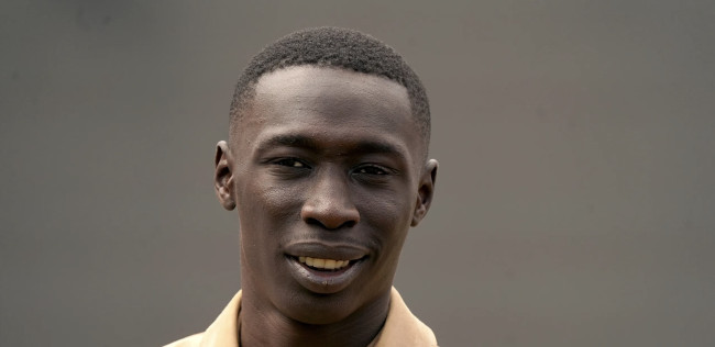 Khaby Lame, dal silenzio virale all’impero globale: accordo da 975 milioni