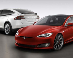 Tesla chiude l’era delle auto iconiche: Musk punta tutto sui robot umanoidi