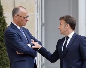 Berlino dice no agli Eurobond di Macron: l’Europa punta sulla produttività,