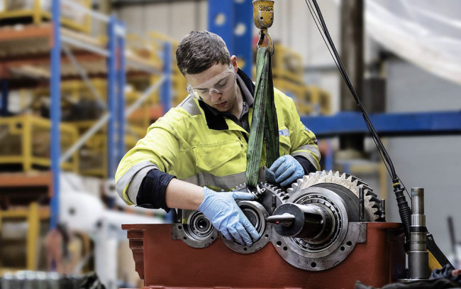 Produzione industriale in Italia: il 2025 chiude in calo