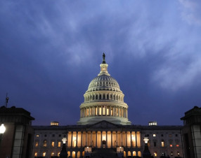 Dazi contro il Canada, schiaffo a Trump alla Camera