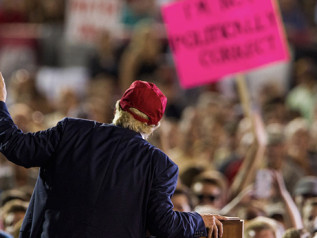 Trump non è incidente della storia. È il sintomo del nuovo ordine globale
