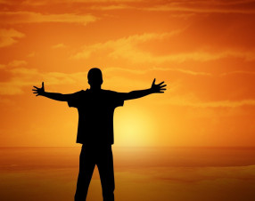 Pil e felicità: quanto conta davvero il reddito nel benessere delle persone