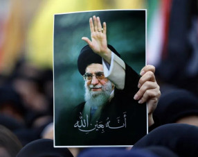 MO in fiamme: dopo Khamenei, la guerra tra Israele, Usa e Iran si allarga