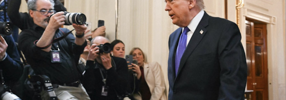 Iran, Trump non esclude truppe di terra. Colpita l’ambasciata Usa a Riad