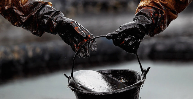 Cortocircuito: perché Trump vuole far salire il prezzo del petrolio?