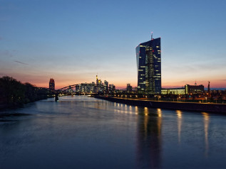 Tassi BCE verso nuovi rialzi: i mercati scommettono su due strette nel 2026