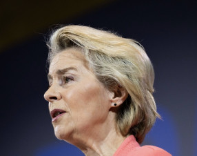 Von der Leyen: “10 giorni di conflitto sono costati 3 mld in più”