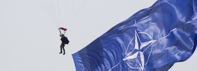 Trump avverte la NATO: “Futuro negativo se non ci aiutate”