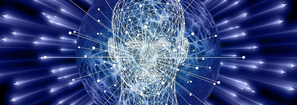 L’IA farà scendere i tassi di interesse? La scommessa della FED