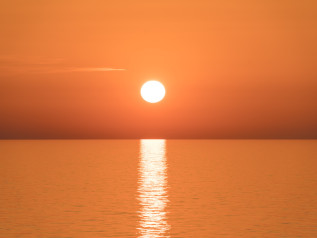 “Sole e vento sono più affidabili di Putin e di Trump”