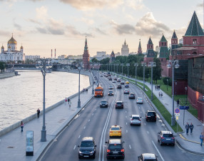 Mosca al buio digitale: Putin oscura Internet per paura di attentati