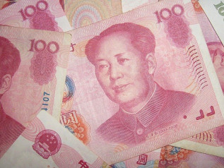 Hormuz, codici segreti e pedaggi in yuan