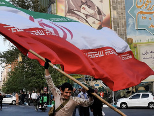 Iran-Usa, Trump concede due settimane: tregua legata allo Stretto di Hormuz