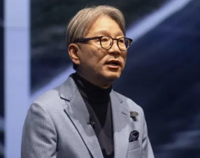 Auto elettriche, Honda ammette: “Non possiamo competere” con la Cina