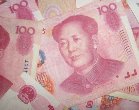 Dollaro contro yuan nel cuore della crisi globale