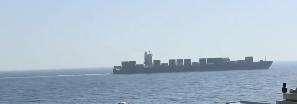 Stretto di Hormuz, gli USA sequestrano una nave iraniana