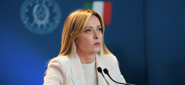Insulti dalla TV russa: attacco frontale a Giorgia Meloni