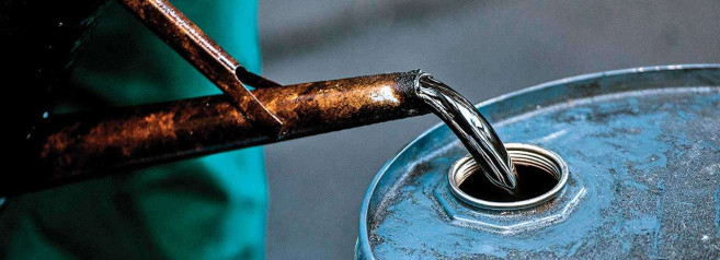 Trump stringe la morsa sull’Iran: la strategia del “petrolio al limite”
