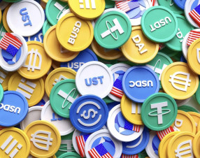 Stablecoin, Wall Street trema: la nuova guerra tra banche e criptovalute