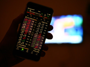Dal petrodollaro alle “petroazioni”?