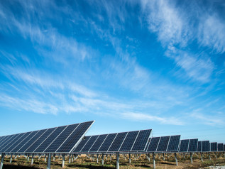 Enel accelera negli USA: acquisiti 7 impianti solari per 140 milioni