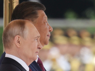 Cina e Russia sfidano Trump: asse Xi-Putin contro gli USA