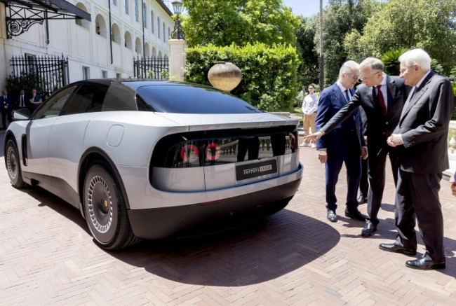 Ferrari Luce: nasce la prima elettrica di Maranello