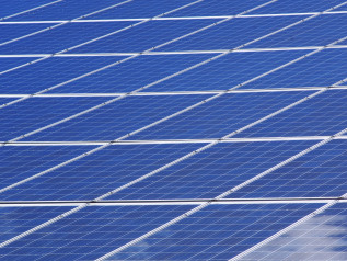 La rivoluzione delle batterie domestiche accelera la transizione energetica