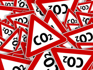 -30% di emissioni dal 1990 ma i trasporti frenano la transizione climatica