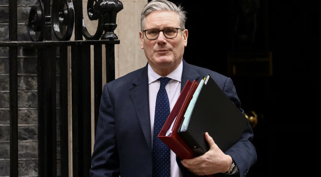 Starmer guarda già al dopo Downing Street