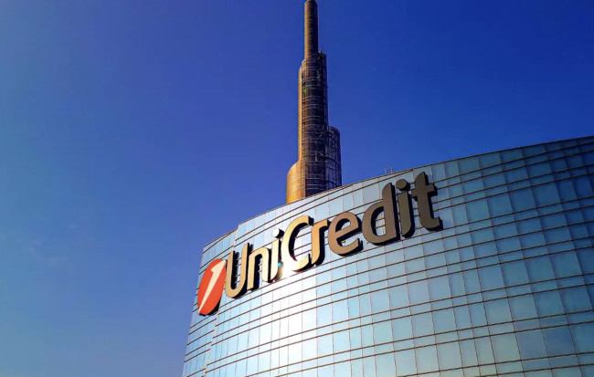 UniCredit sfiora il controllo di Commerzbank: sale al 47,6%