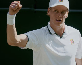Sinner nella storia: Wimbledon è ancora suo