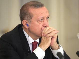 Erdogan vuole dimostrare di non essere isolato e cerca alleati in Africa