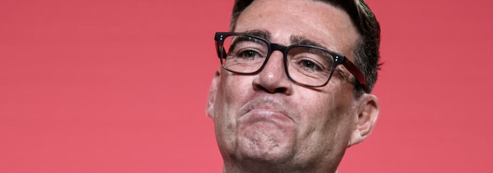 Inizia l'era Burnham: “Si superino 40 anni di neoliberismo”